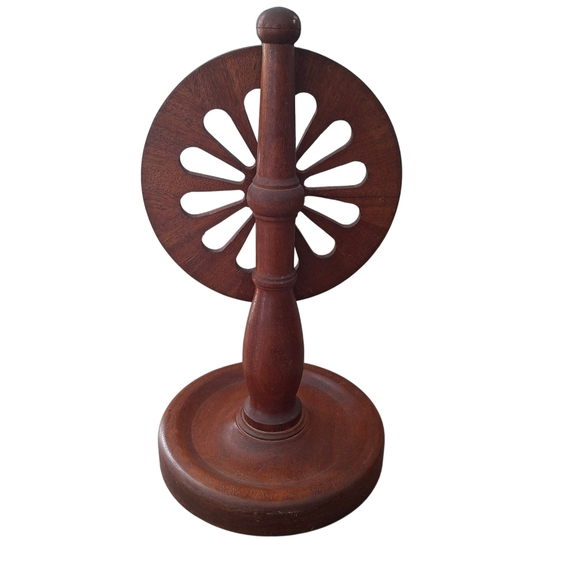 Wooden game wheel vintage handmade Vintage Wooden Roulette Wheel Decor - Picture 4 of 11